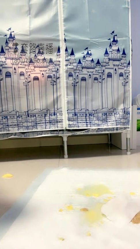 【TZ5577】逗逗 暴力踢脸 脸肿嘴出血泡 10744