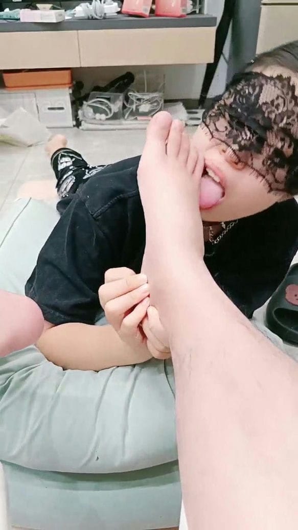 【TZ4358】被洗脑成功的女奴小羊