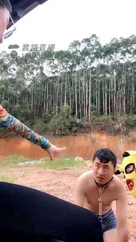 【TZ7566】弯弯小阿姨 20210704工地捆犬 戏耍双奴 10753