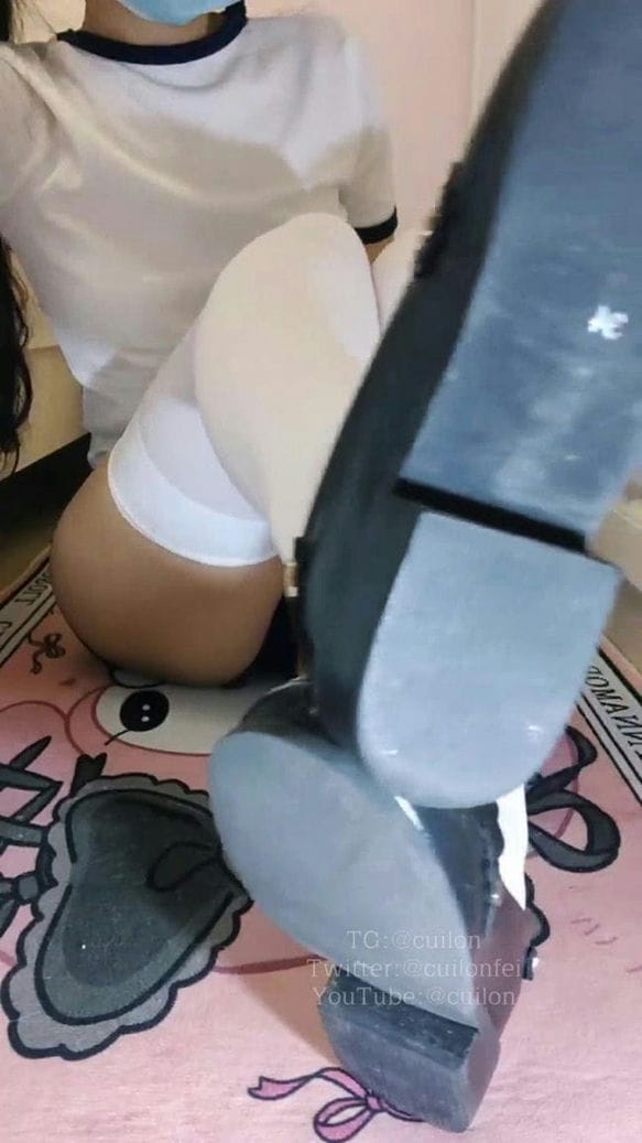 【TZ9380】莓莓一一当你女装被发现剧情