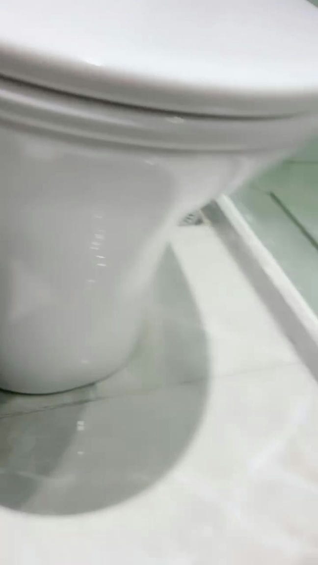 【TZ9324】艾丝冷－一灯重口中指圣水