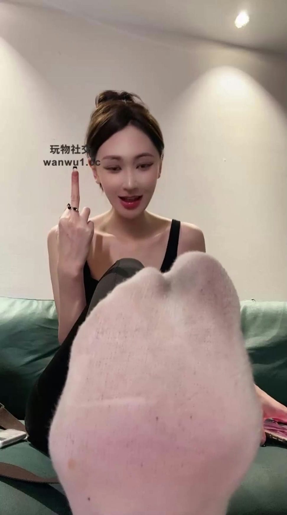 【TZ9485】艾琳傻怨种继续爬过来