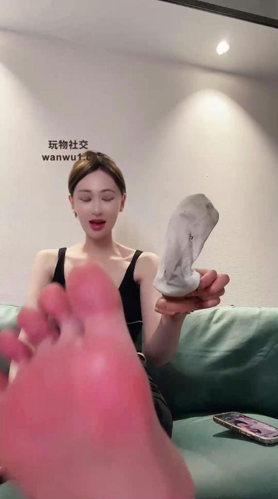 【TZ9485】艾琳傻怨种继续爬过来