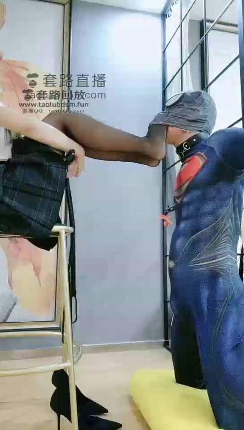 【TZ2445】【一茶S】超人被美少女诱惑闻rush上刑架【37分钟】