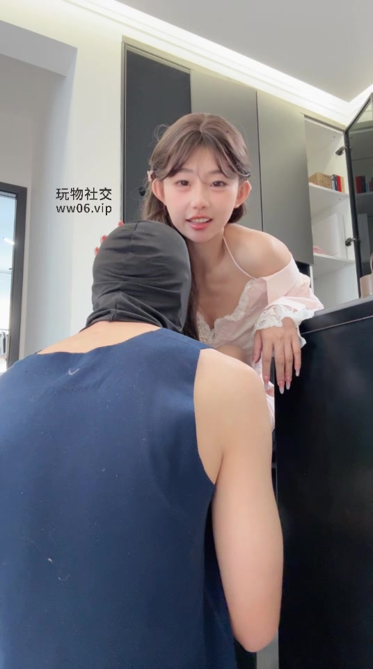 【TZ9818】一茶 肉丝袜美腿超诱惑-美女老师教训差生狗